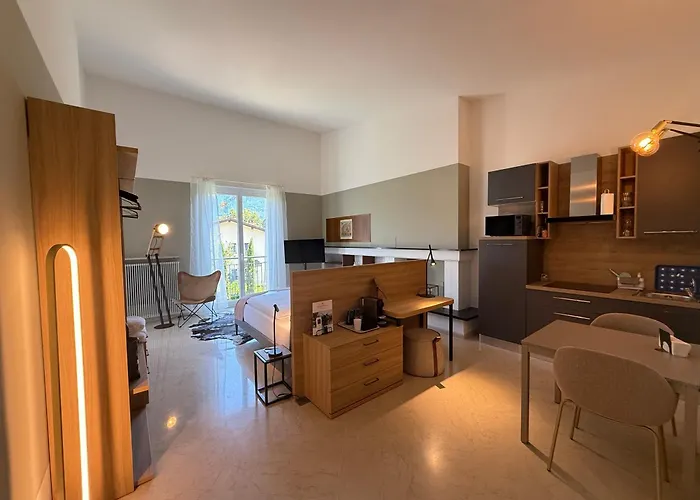 La Villa - Studios & Rooms 4* 로카르노